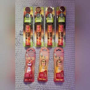 Disney Lion King and Poppin Kids Toothbrush Set - Red, Green, Yellow